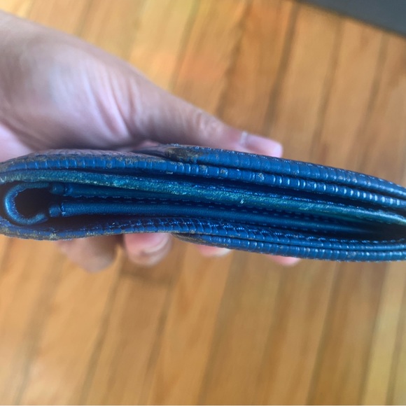 Louis Vuitton Epi Blue Tassil Leather Elise Bifold Wallet MI0962 - Picture 15 of 16